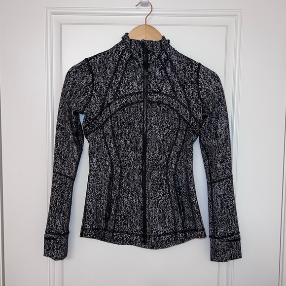 Lululemon Define Jacket 🖤 Heathered Black & White | Sculpting Fit Size 4 (Small) - Picture 7 of 7